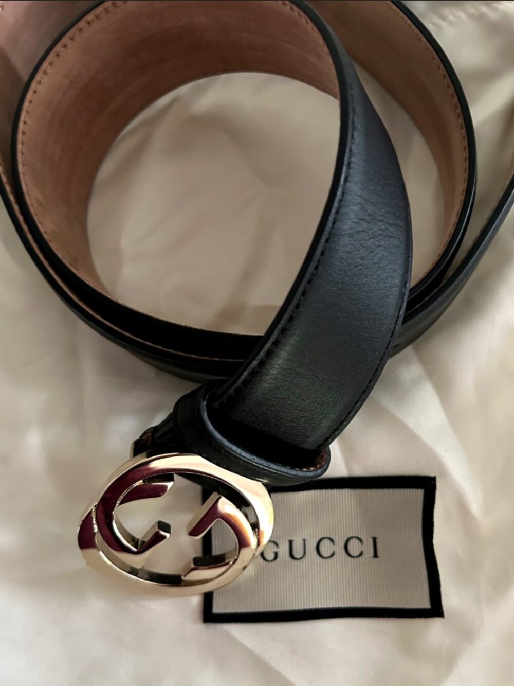 Gucci Black Smooth Leather Interlocking GG Gold Buckle Belt 80/32